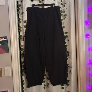 black tie-up-leg parachute pants